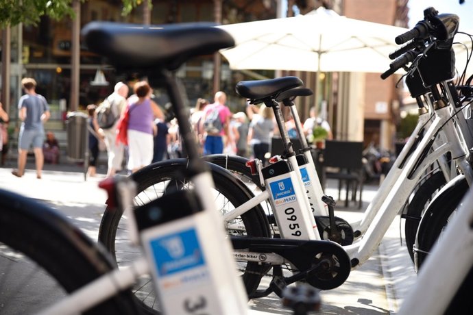 Bicicletes elèctriques (arxiu)