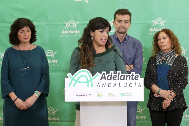 Teresa Rodríguez en rueda de prensa junto a Antonio Maíllo para valorar el 2D