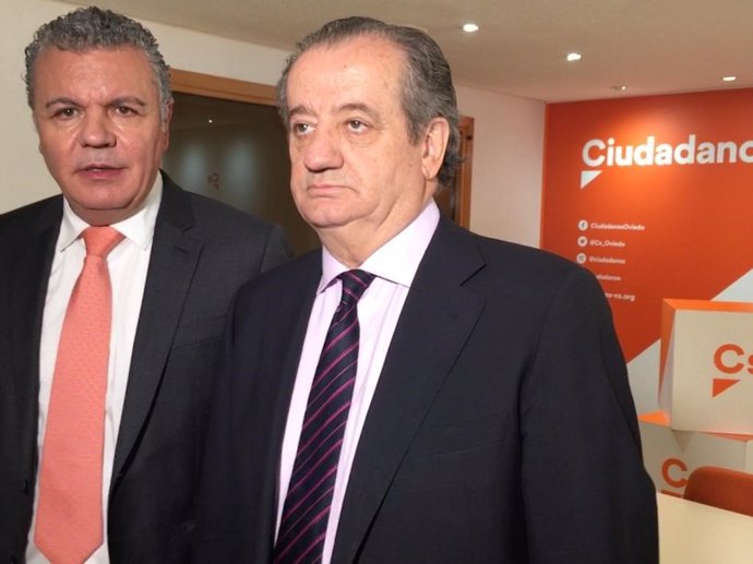 Belarmino Feito y Nicanor García en la sede de Ciudadanos