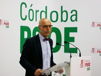 Hurtado (PSOE) señala que el obispo de Córdoba "promueve un cambio social hacia el fascismo"