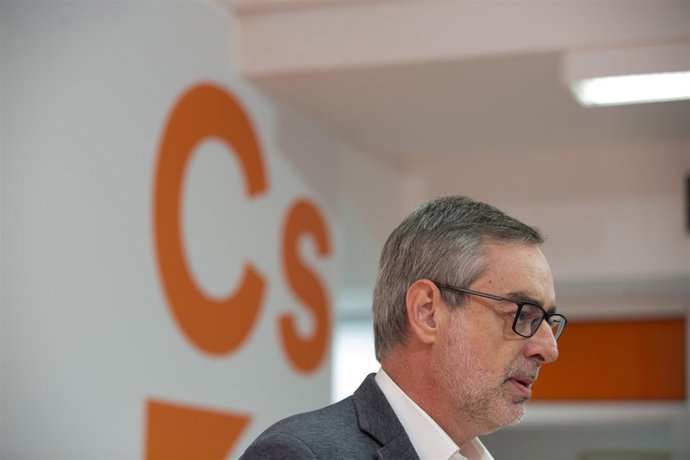 José Manuel Villegas, en rueda de prensa en Sevilla.