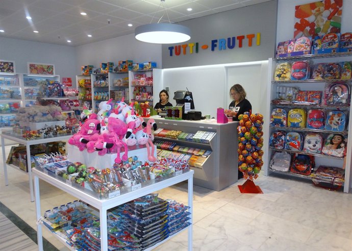 Nueva tienda de Tutti-Frutti en el aeropuerto de Fuerteventura