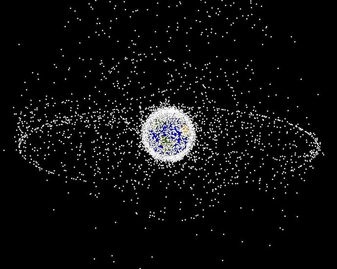 Basura espacial orbitando la Tierra