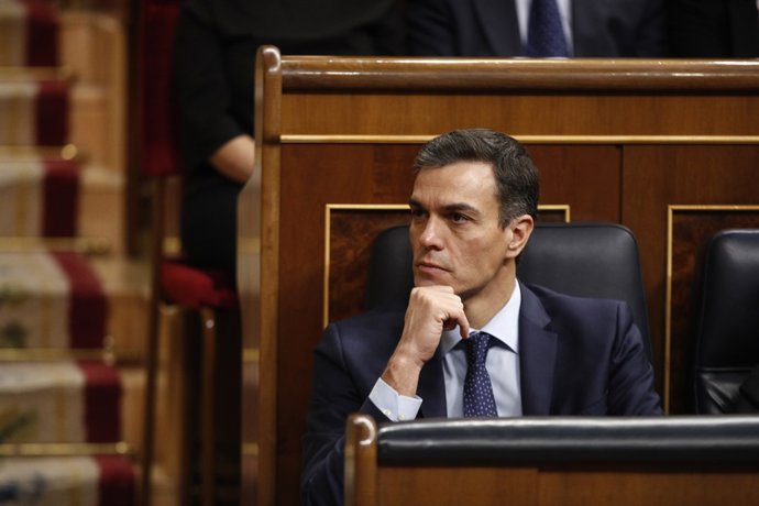 Els Reyes Felipe i Letizia, acompanyats pels emèrits don Joan Carlos i donya 