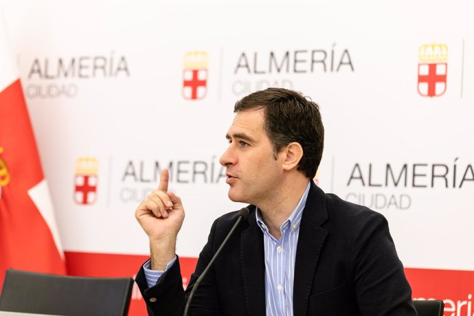 El concejal de Desarrollo Urbano y Vivienda, Miguel Ángel Castellón