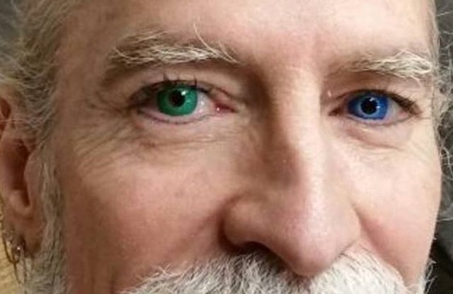 El activista LGTB Fernando Lumbreras, hallado muerto a golpes en su casa