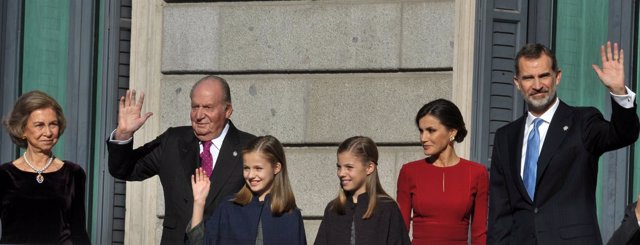 La familia Real al completo en día del 40 aniversario de la Constitución