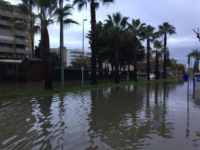Efecto de la lluvia en una calle de Andalucía