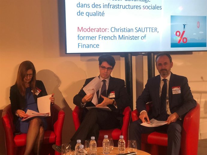 Javier Celdrán En El Foro Celebrado En París