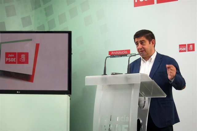 El secretario general del PSOE de Jaén, Francisco Reyes.              