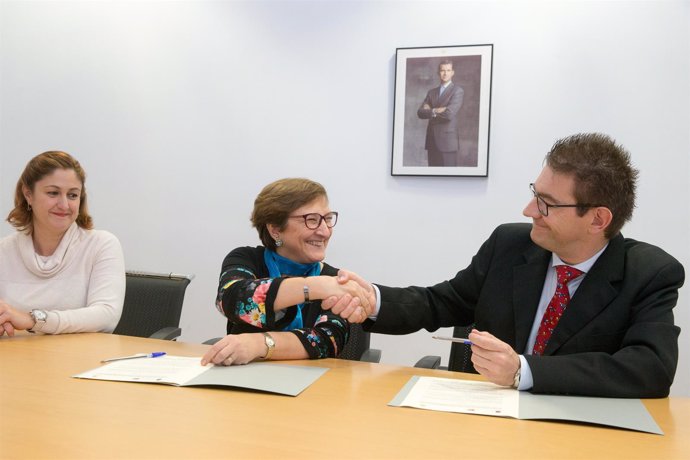 Real firma un convenio con ALCER Cantabria