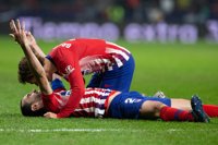 Godín y Filipe Luis vuelven para la visita al Brujas