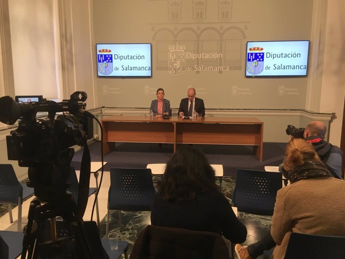 Iglesias en rueda de prensa en la Diputación de Salamanca