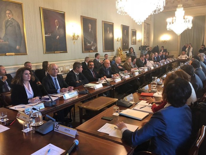 El consejero de Presidencia en la reunión de la Conferencia