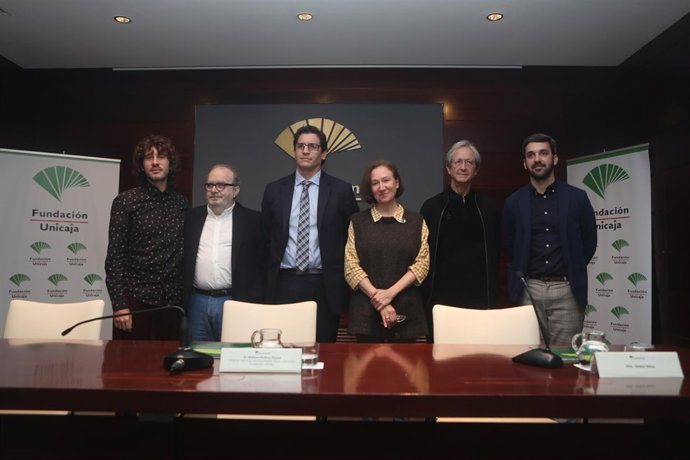 Anuncio del XXXIII Premio Unicaja de Poesía