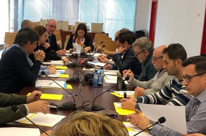 Mesa DE TRABAJO REORDENACIÓN TRÁFICO CON LOLA SÁNCHEZ A LA CABEZA