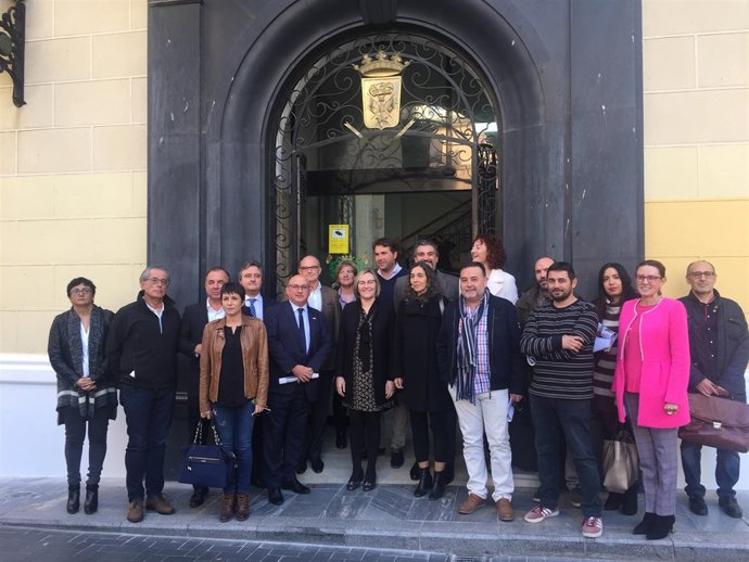 La consellera María José Salvador presenta el PAT Vega Baja