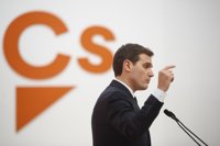 Rivera emplaza a Sánchez para que aplique el 155 en Cataluña porque Torra no teme las "cartitas" del Gobierno