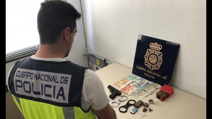 Detenido por tráficar con droga