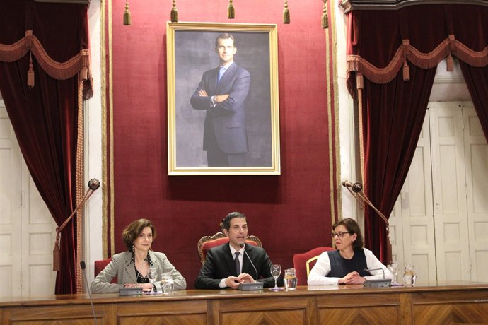 El alcalde de Alcalá y la secretaria de Estado de Turismo