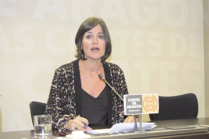 Elena Allué presenta su candidatura a las Primarias del PAR en Zaragoza