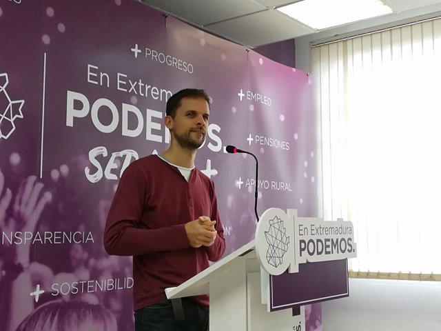 Álvaro Jaén en rueda de prensa este martes en Mérida