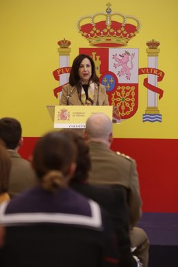 Robles interviene en el acto de reconocimiento del trabajo de Fuerzas Armadas
