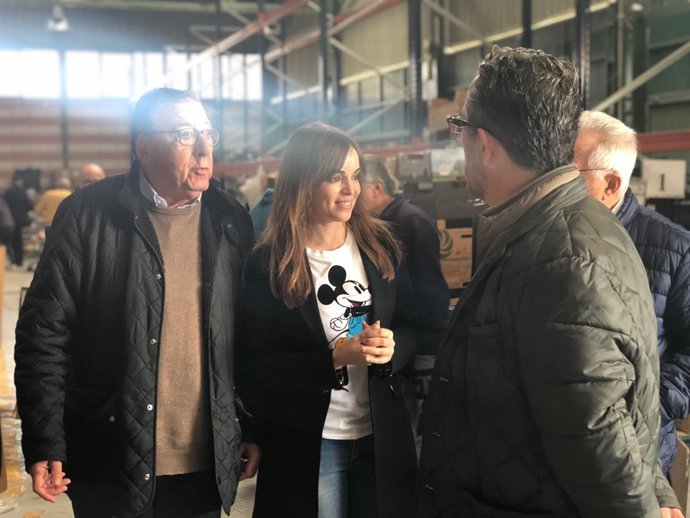 Rebeca Pérez recogida alimentos Banco Alimentos del Segura