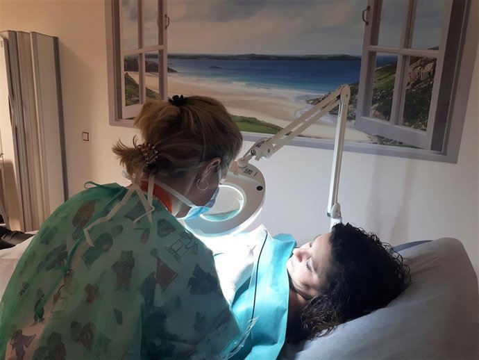 Técnica de micropigmentación areolar en la reconstrucción de la mama