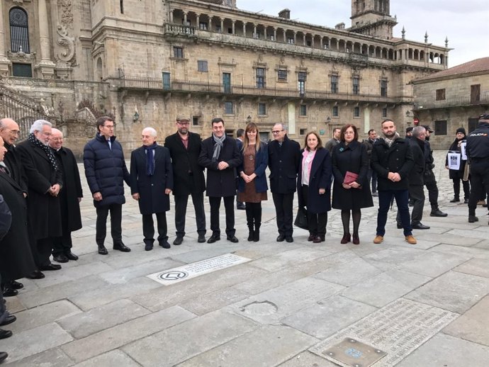 Placa conmemorativa del 25 aniversario del Camino Patrimonio Mundial