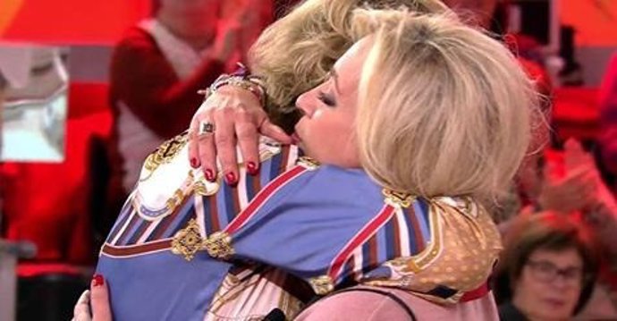 Carmen Borrego y Mila Ximénez sellan la paz