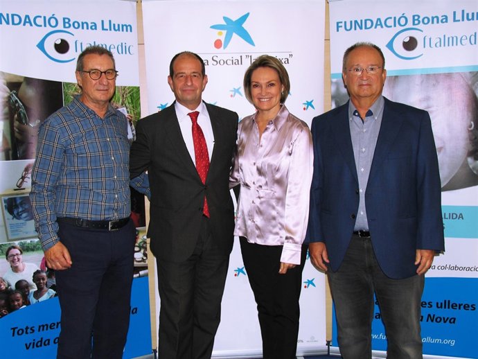 Firma convenio para la campaña 'Una mirada local'