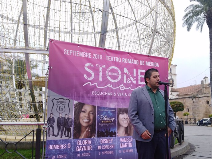 Carlos Lobo durante el primer avance del Stone & Music Festival 2019
