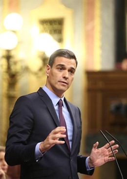 Pedro Sánchez en la tribuna del Congreso