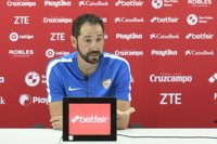 Machín: "Debemos ganar al Krasnodar para mantener la opción de dar grandeza al Sevilla"