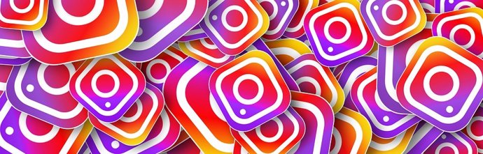 Imagen con muchos logotipos de Instagram