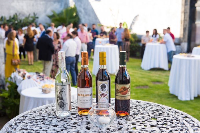 Bodegas Barbadillas lanza su división de espirituosos.