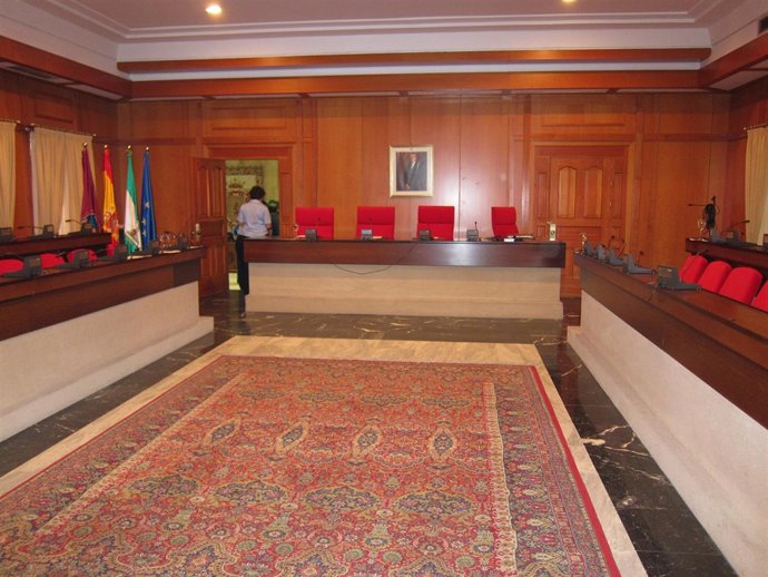 Salón De Plenos Vacío Del Ayuntamiento De Córdoba