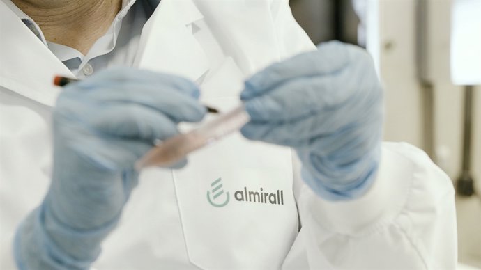 Almirall Logo (arxiu)