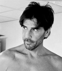 Juan Darthés es ingresado de urgencia tras ser denunciado por violación