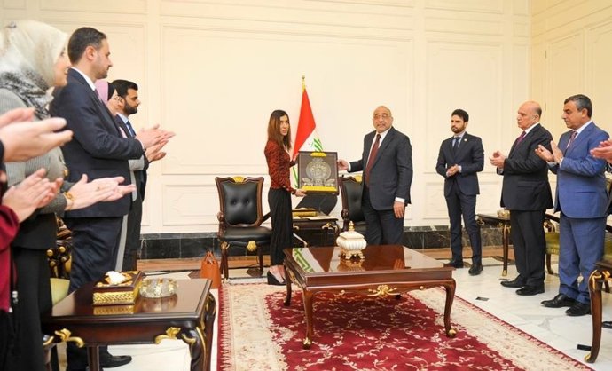 La Nobel de la Paz Nadia Murad y el primer ministro de Irak, Adel Abdul Mahdi