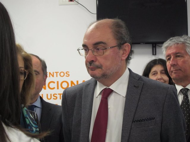 Lambán ha visitado hoy el Hospital Miguel Servet de Zaragoza
