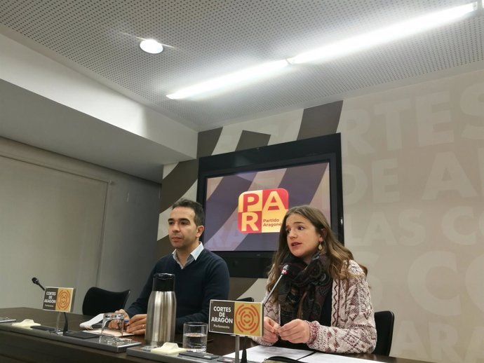 Los diputados del PAR, Lucía Guillén y Jesús Guerrero