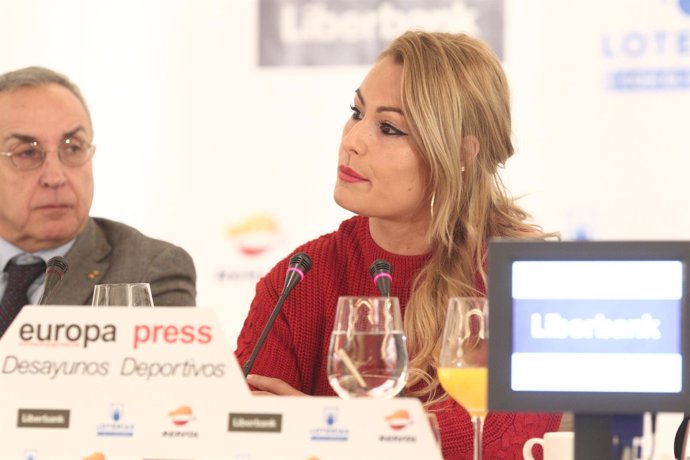 Alejandro Blanco con Lydia Valentín en los Desayunos Deportivos de Europa Press