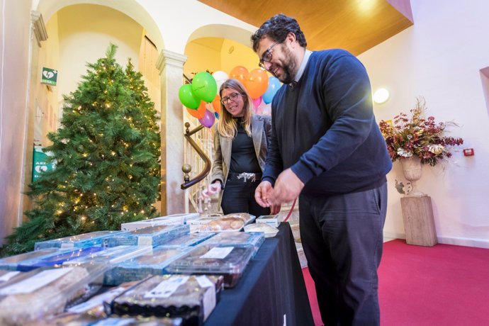 Muestra de dulces de conventos en la Fundación Cajasol de Cádiz
