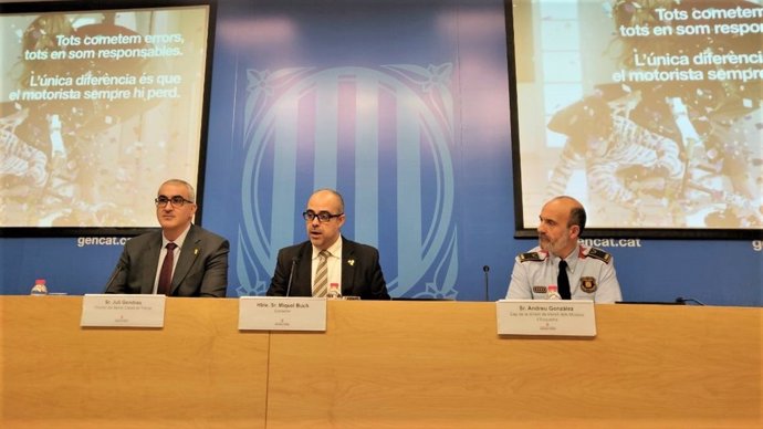 J.Gendrau (SCT), conseller M.Buch, Andreu González (Div.De Tráficos de Mossos)