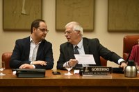 Borrell cree "inaceptable" pensar que reunir el Consejo de Ministros en Barcelona es una provocación