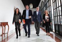 Cs propone al PP-A reducir consejerías y limitar puestos de libre designación en un futuro Gobierno