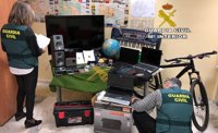 Detenido un vecino de Gines (Sevilla), conocido como 'el fantasma', acusado de 21 robos