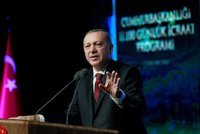 Erdogan avisa de que Turquía entrará en la ciudad siria de Manbij si Estados Unidos no colabora